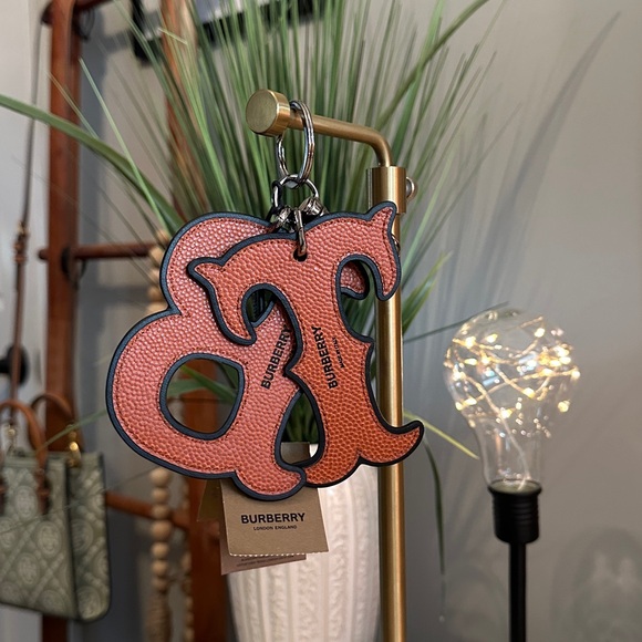 🆕 BURBERRY Calf Grain Leather Bag Charm/Keychain, Made in Italy. NWT - Picture 8 of 12